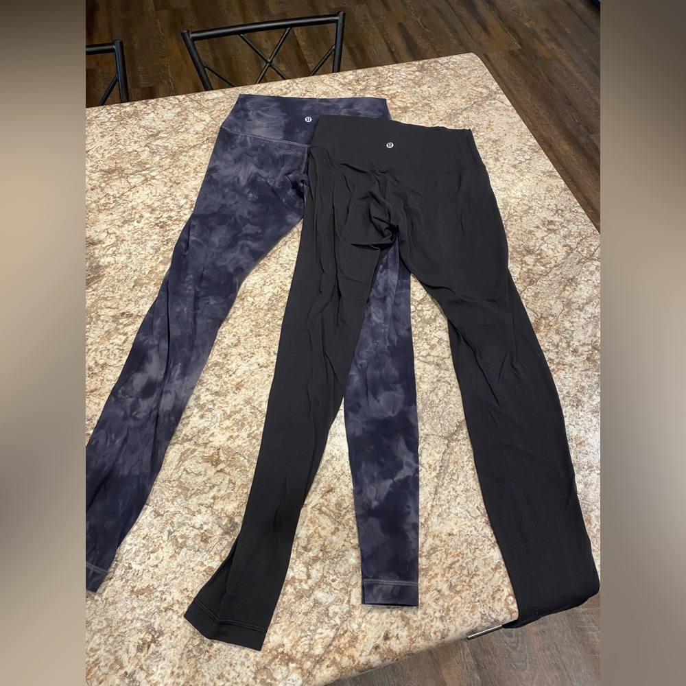 Set of 2 Lululemon Align 28” Leggings (Size 6) in Black and Diamond Dye